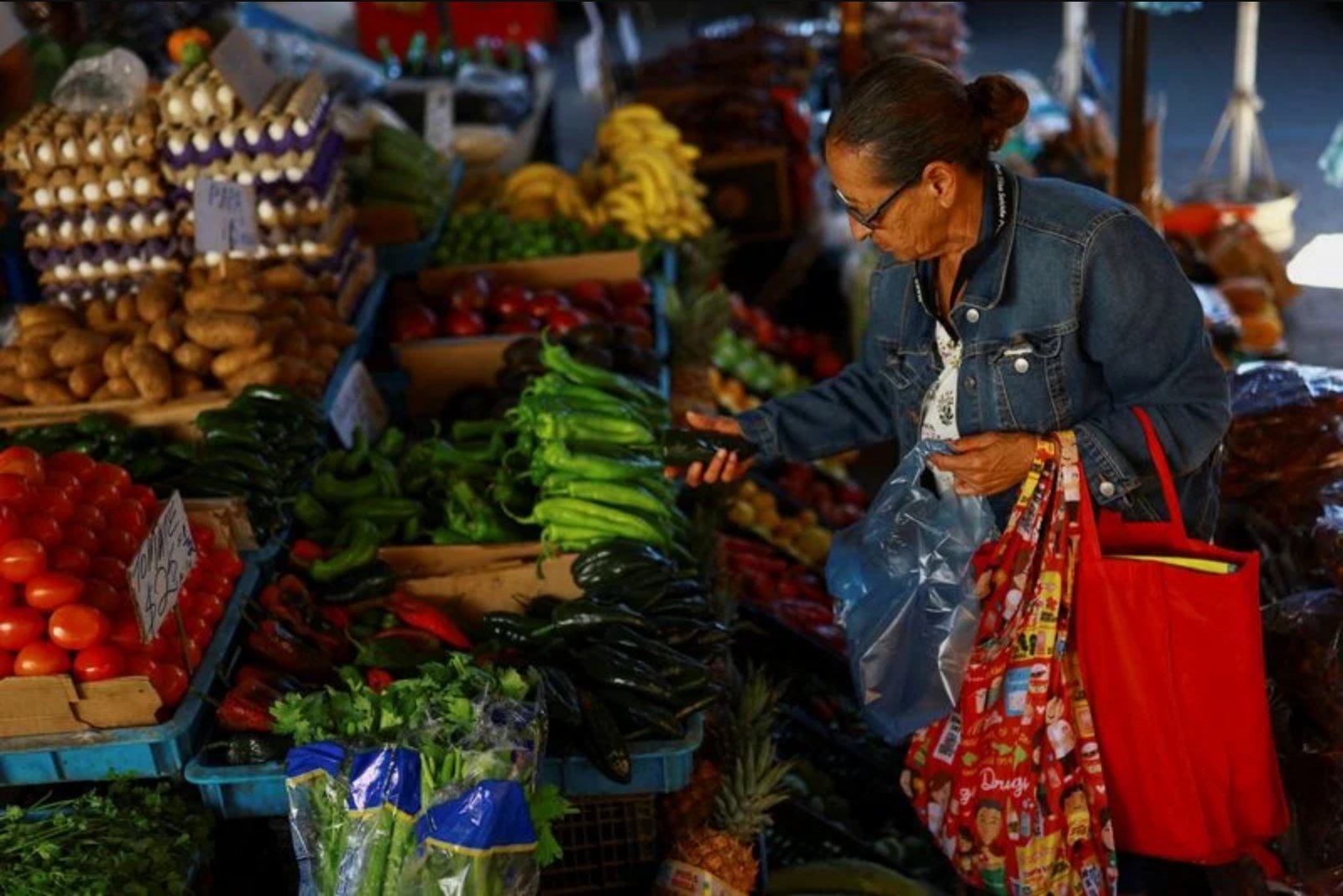 Mexico's June inflation eases to 3.55% in first half, cooling faster than economists predicted