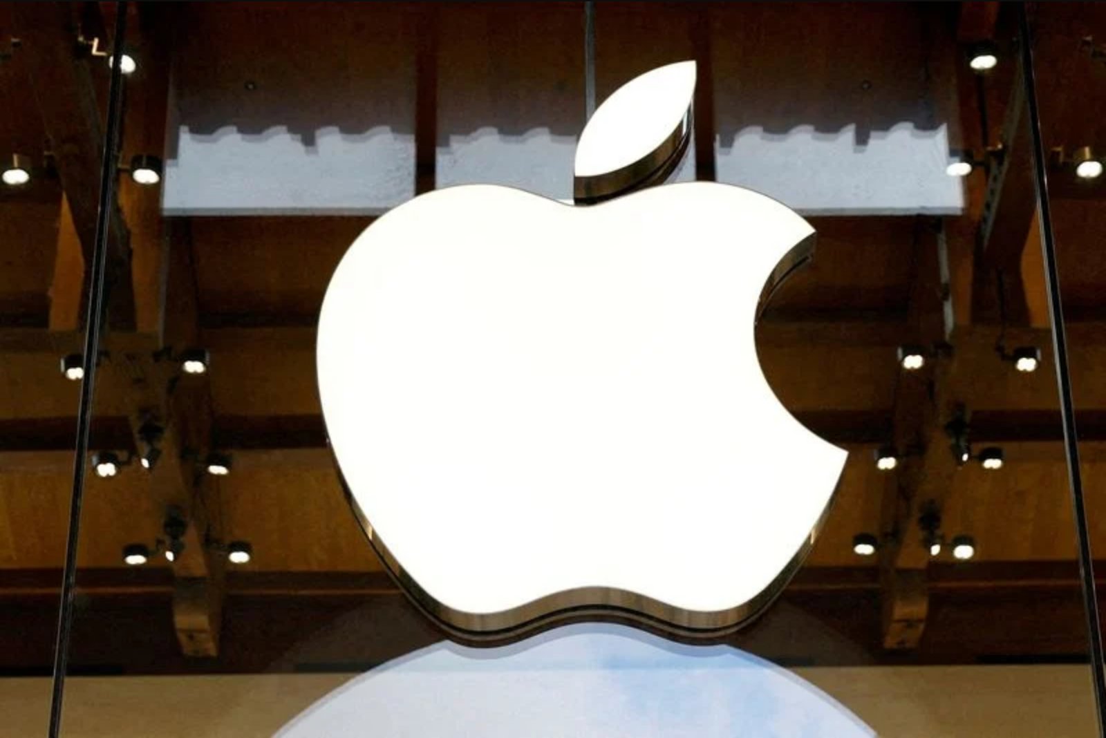 Apple accelerates rollout of security fixes in response to AI-related cyber threats