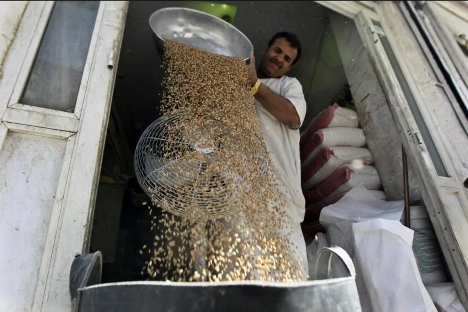 Wheat Prices Pull Back as Traders Lock In Gains; Black Sea Disruptions Keep Export Risks in Focus