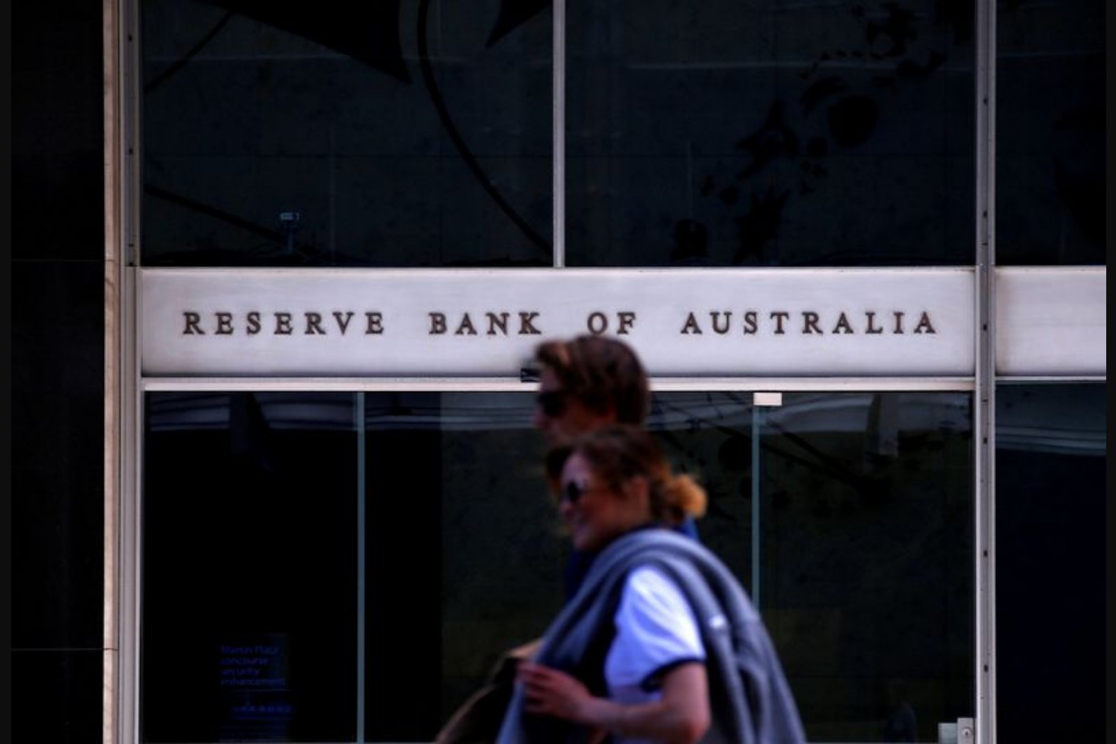 RBA Monitors Energy Price Volatility and Potential Inflationary Spillovers