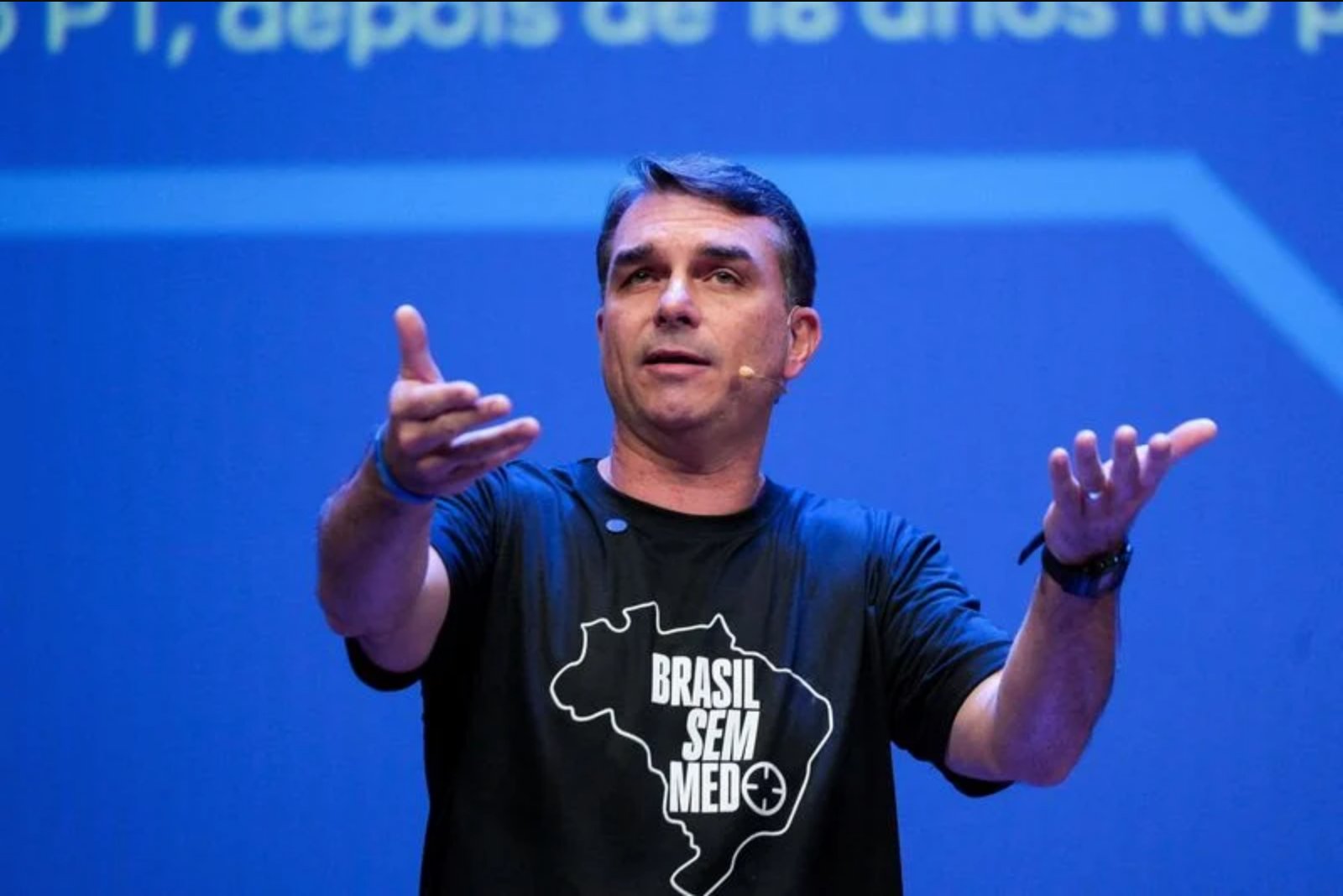 Brazilian Senator Flavio Bolsonaro Urges U.S. to Drop Proposed 25% Tariff