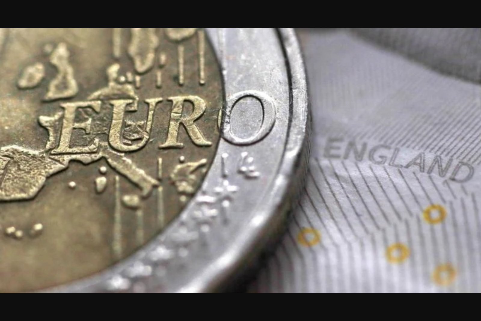 Euro-zone yields hold as Middle East tensions fade and focus shifts to ECB decision