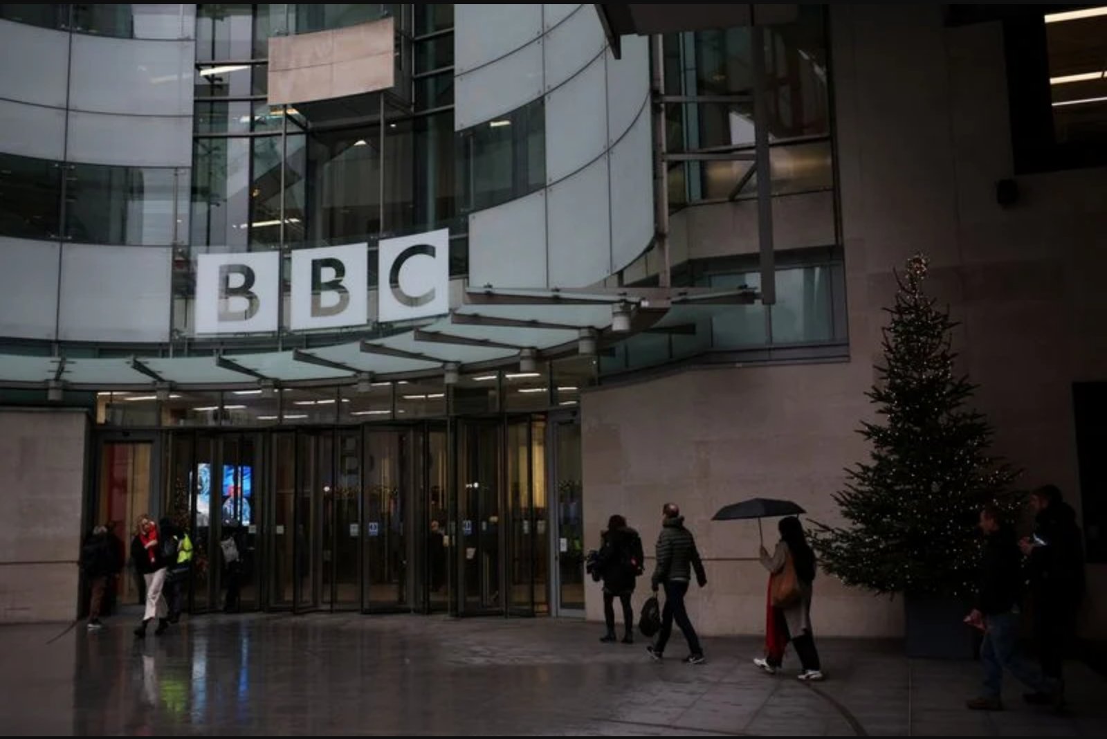Judge Orders Trump Attorneys to Explain Missed Deadline in $10 Billion BBC Defamation Suit