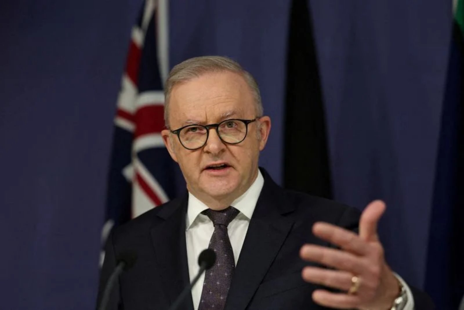 Treasurer Flags Serious Concerns After Alleged Access to Prime Minister’s Bank Records