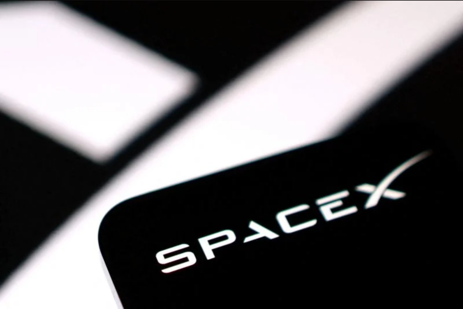 SpaceX’s $75 Billion IPO Sets Stage for a New Wave of Mega Listings
