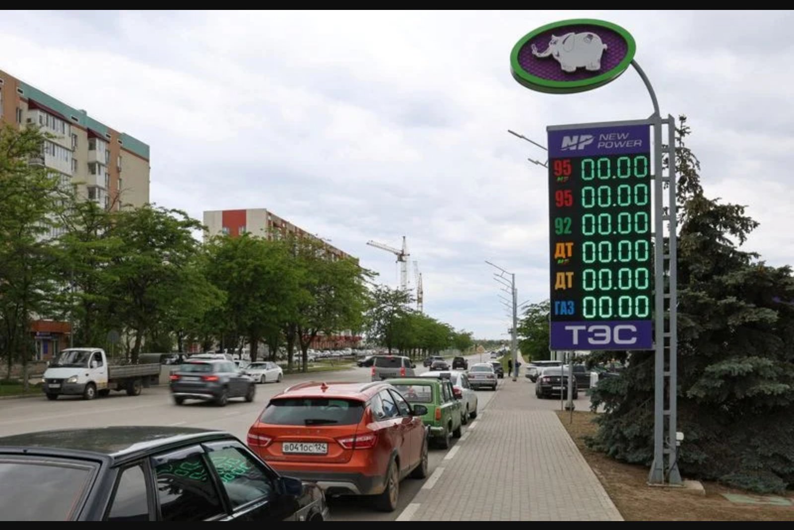 Gasoline rationing hits Russian-controlled Crimea after supply route strikes
