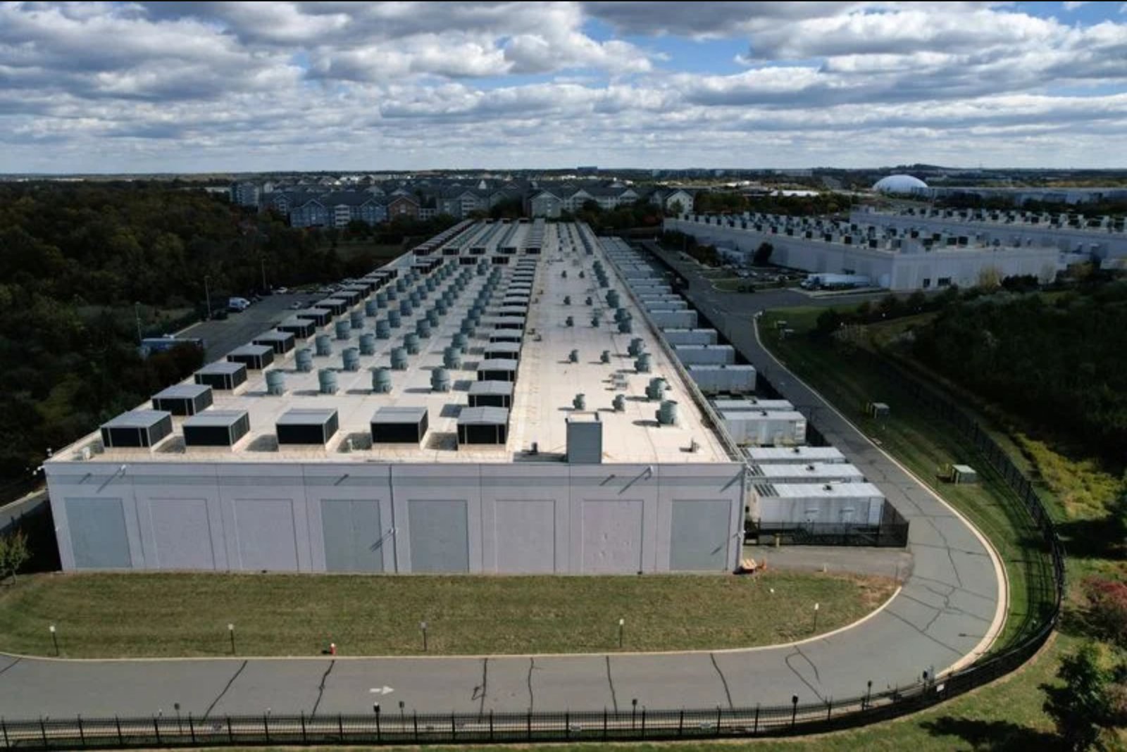 Majority of Americans Oppose Rapid Data Center Buildout Tied to AI, Poll Finds