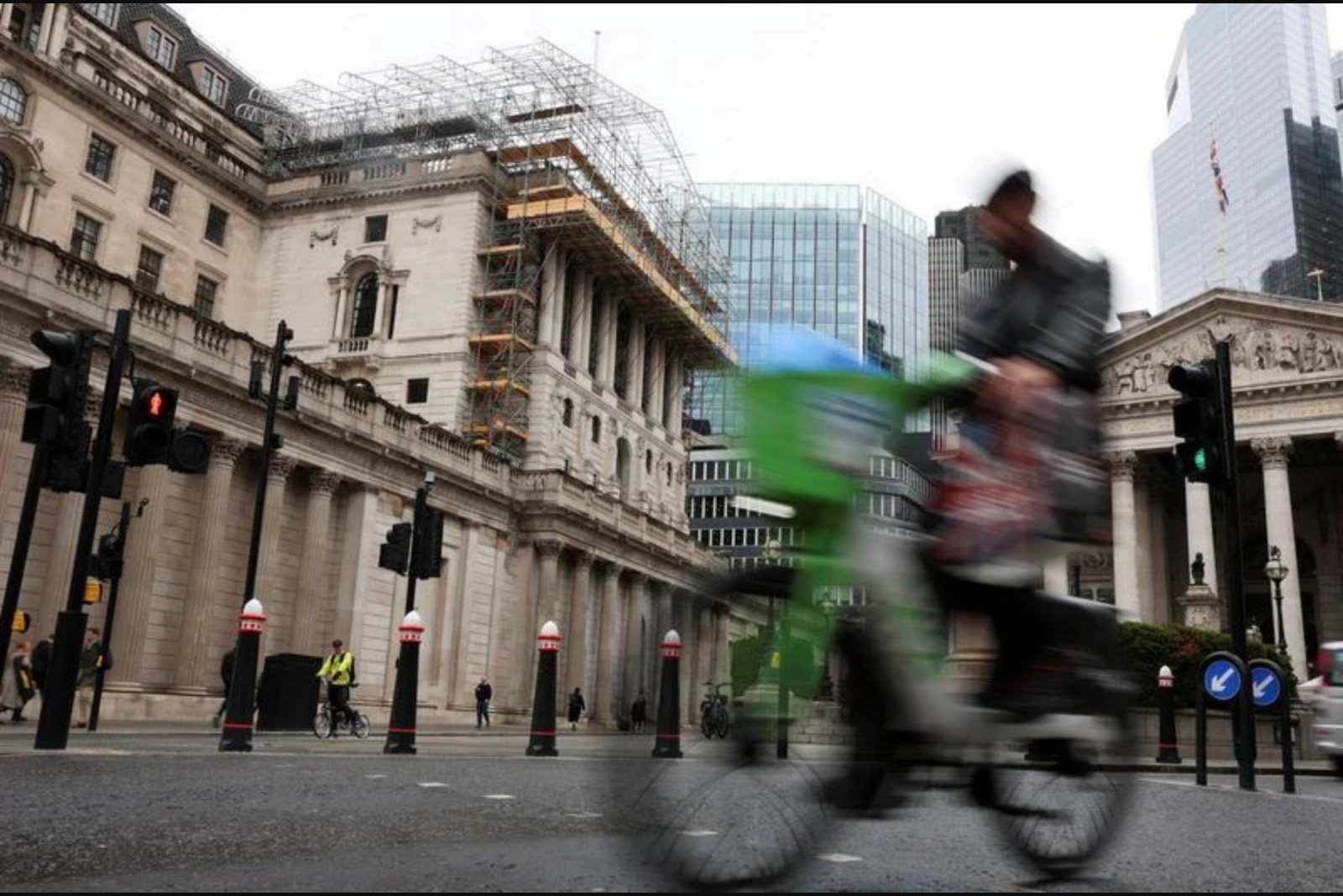 Bank of England to Keep Bank Rate at 3.75% in June; Poll Shows Mixed Views on Later Moves