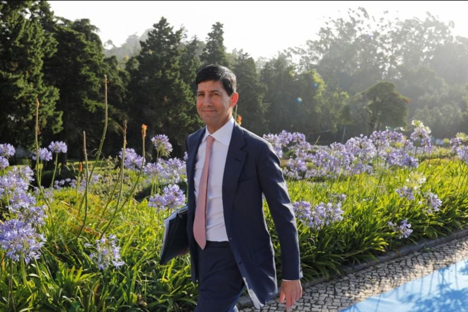 Warsh Seeks Real-Time Economic Signals Within a Year to Reduce Reliance on Official Reports