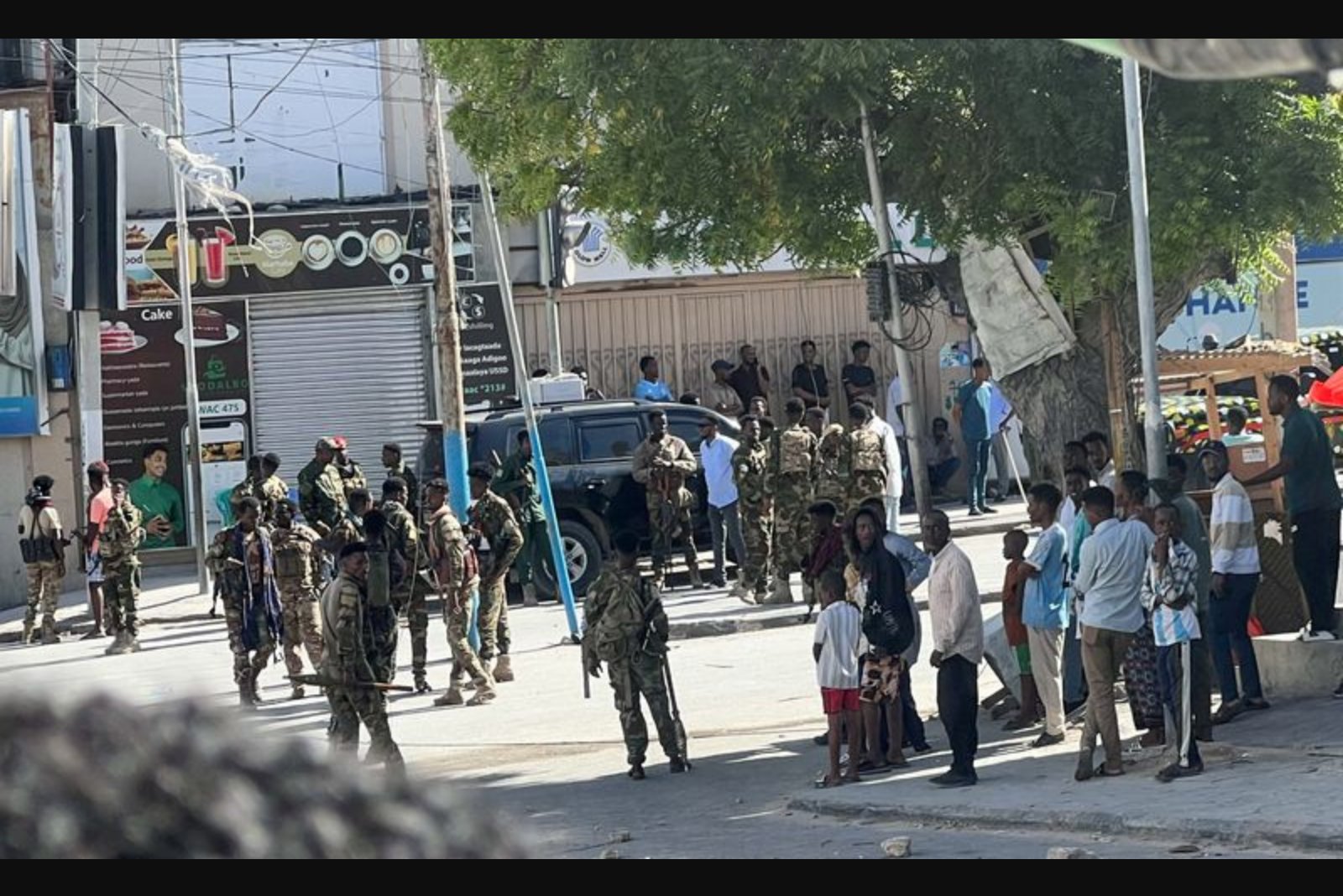 Fighting Erupts in Mogadishu as Protests Loom Over Presidential Term Extension