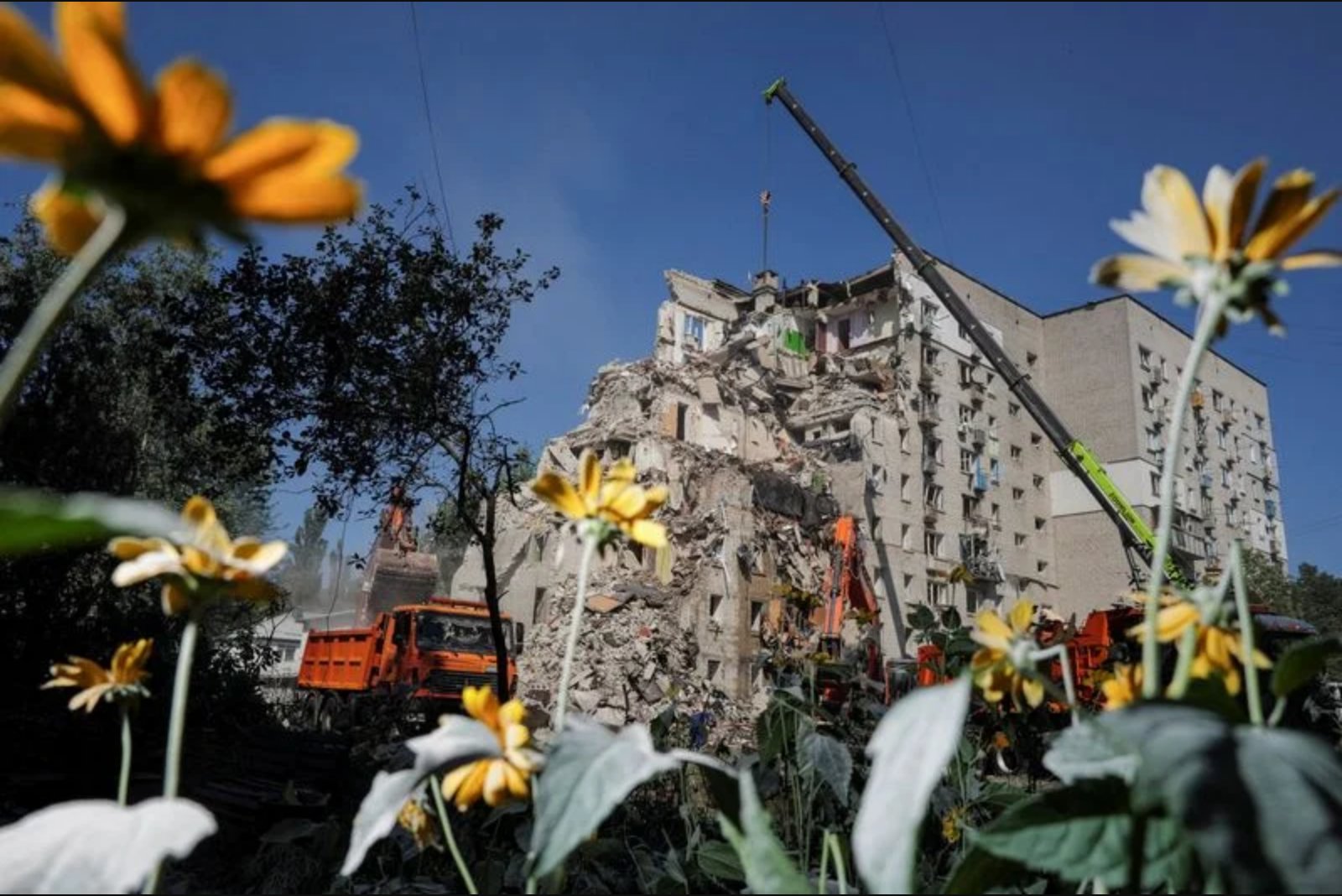 Massive Overnight Assault Leaves Kyiv Reeling; At Least 27 Dead, Hundreds Injured