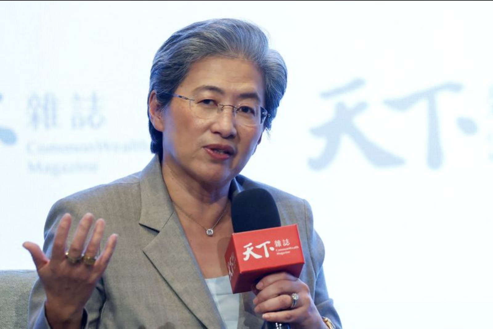 Su’s Low-Key China Visit Contrasts With Huang’s High-Profile Tour as AI Chip Stakes Diverge