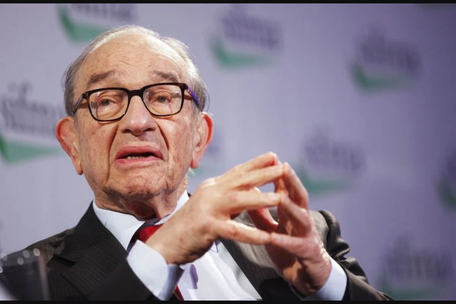 Warsh Echoes Greenspan’s Restraint as Fed Reconsiders Its Footprint