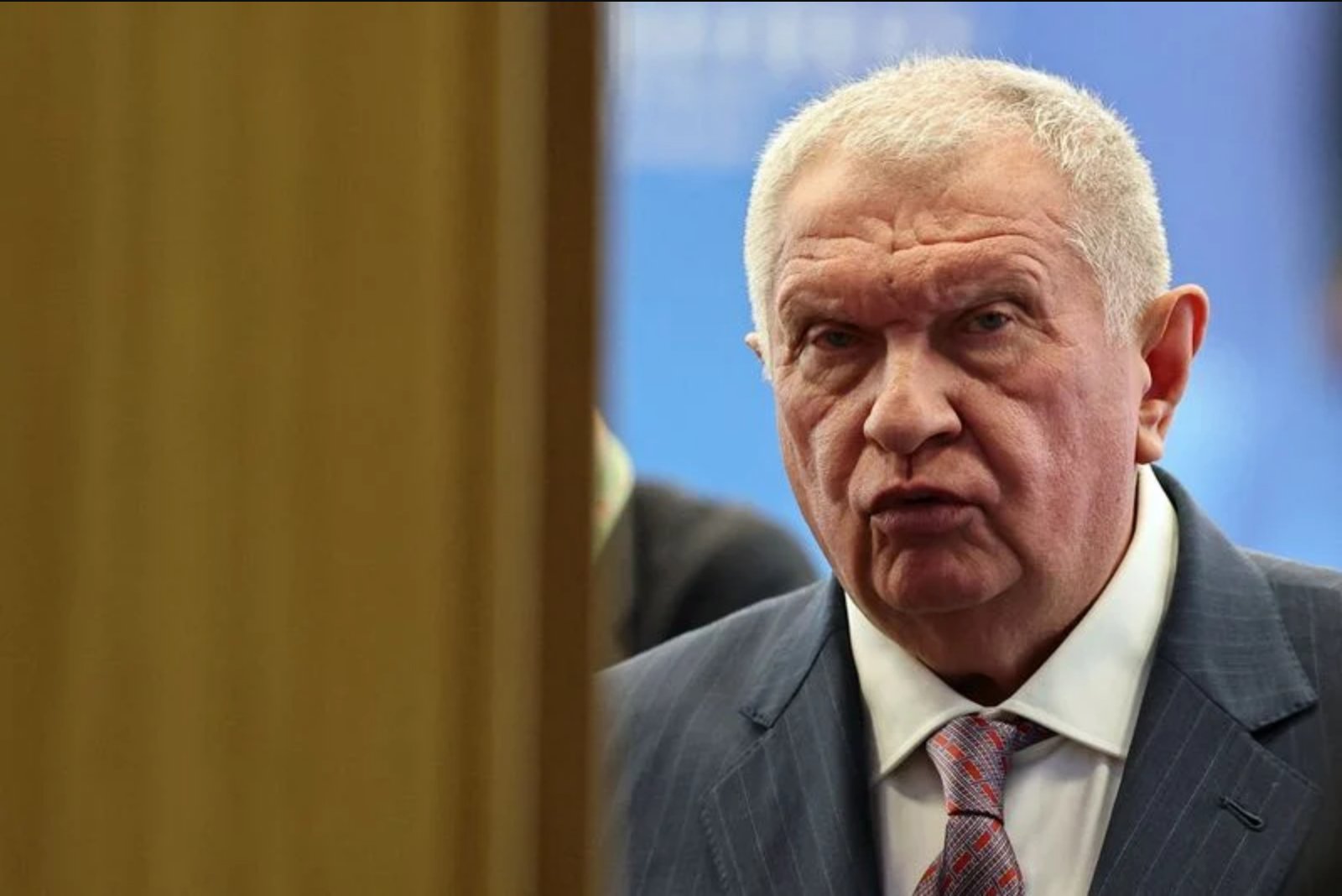 Sechin: Closure of Strait of Hormuz Favours U.S. Energy Firms and Alters Global Market Dynamics