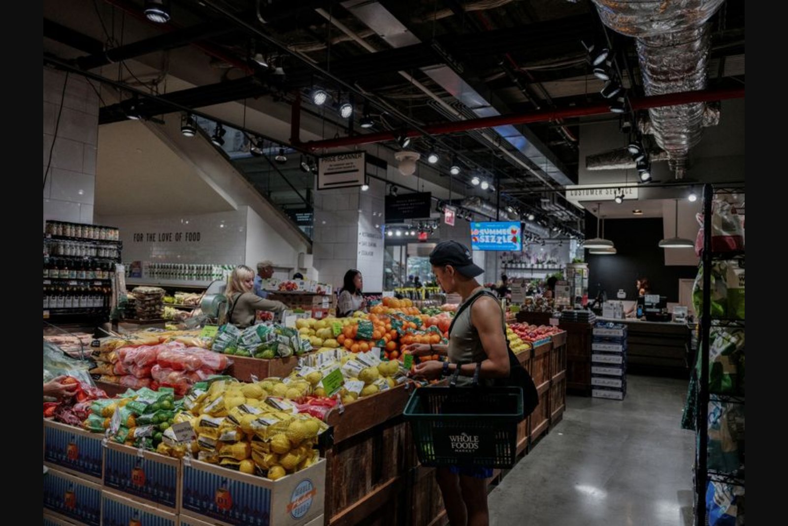 US PCE Inflation Accelerates in April, Largely Driven by Energy Costs