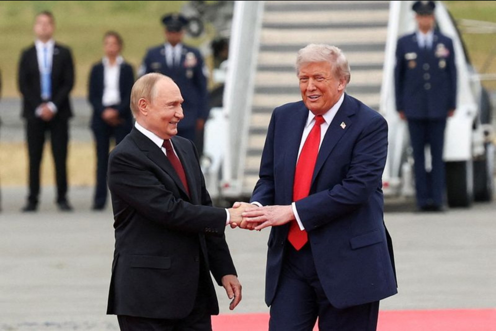 Kremlin Says No Plans for Putin-Trump Phone Call; U.S. Envoys’ Visit Dates Unspecified