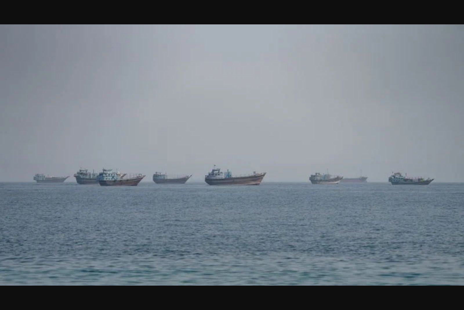 U.S. crude slips as renewed Iran-Oman talks revive hopes for Hormuz reopening