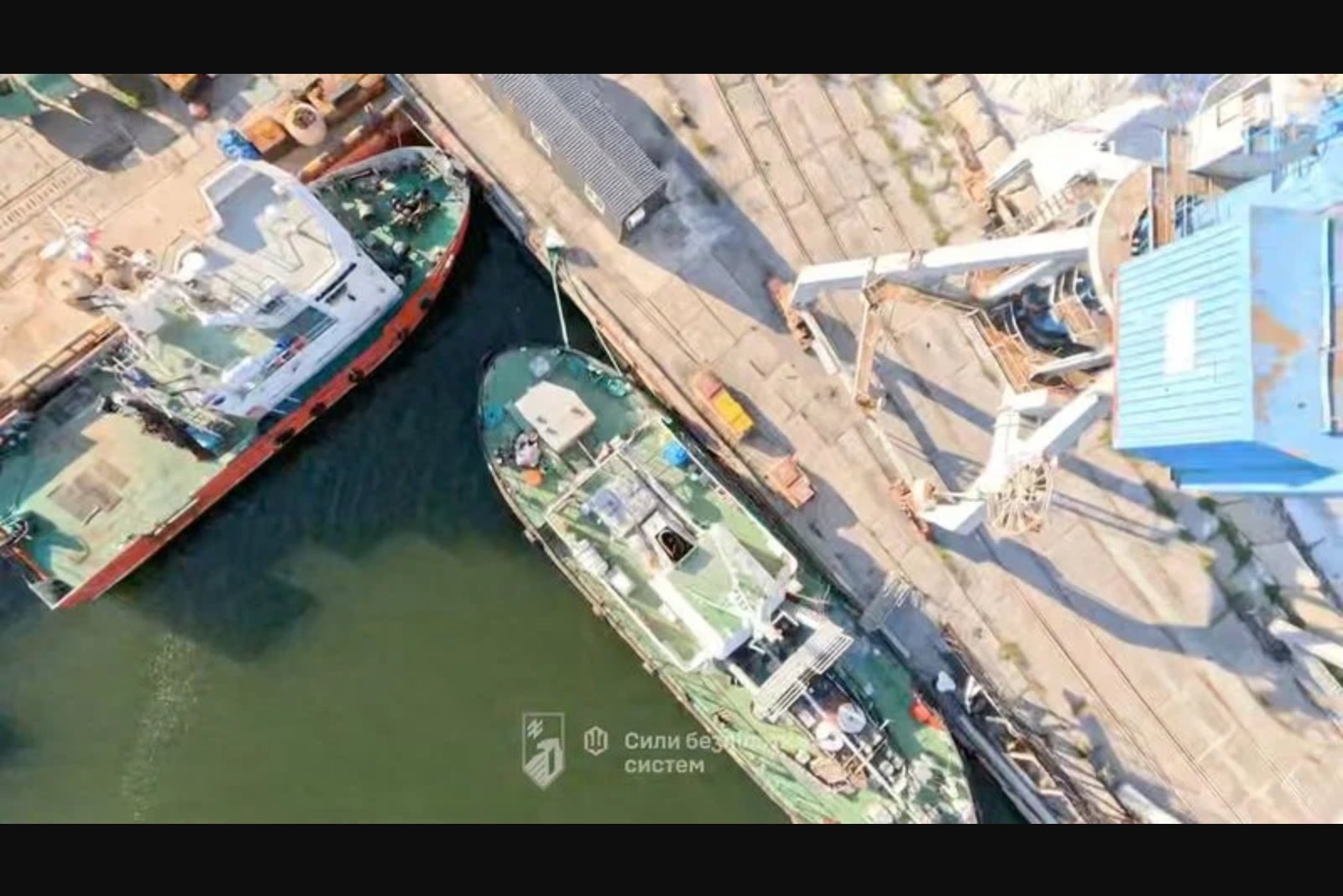Ukraine Strikes Logistics Nodes in Russian-Held South, Hitting Mariupol Port and Chonhar Bridge