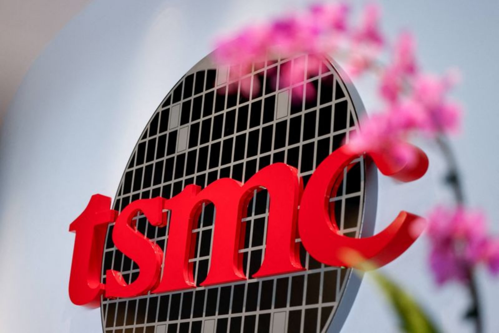 Rising Power Needs for AI Shift Chip Design Focus to Energy Efficiency, TSMC Executive Says