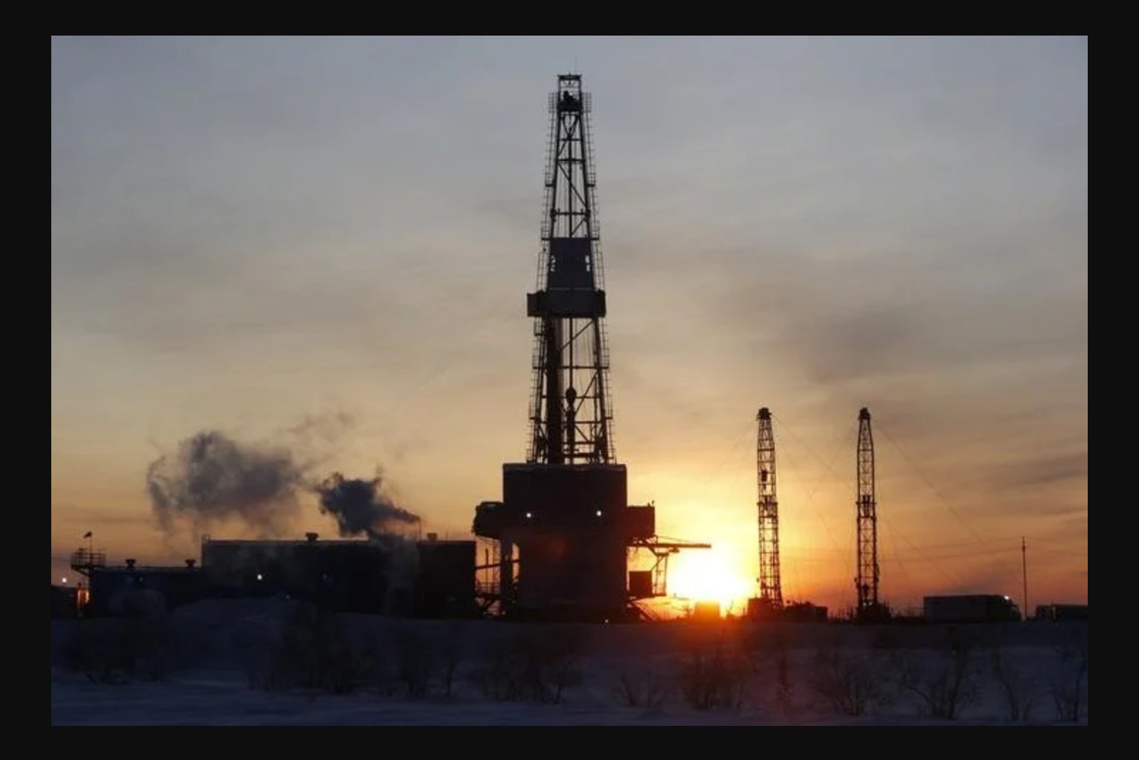 Oil slips from five-month peak after report of Iran-U.S. mediated proposal; Hormuz attacks keep supply recovery fragile