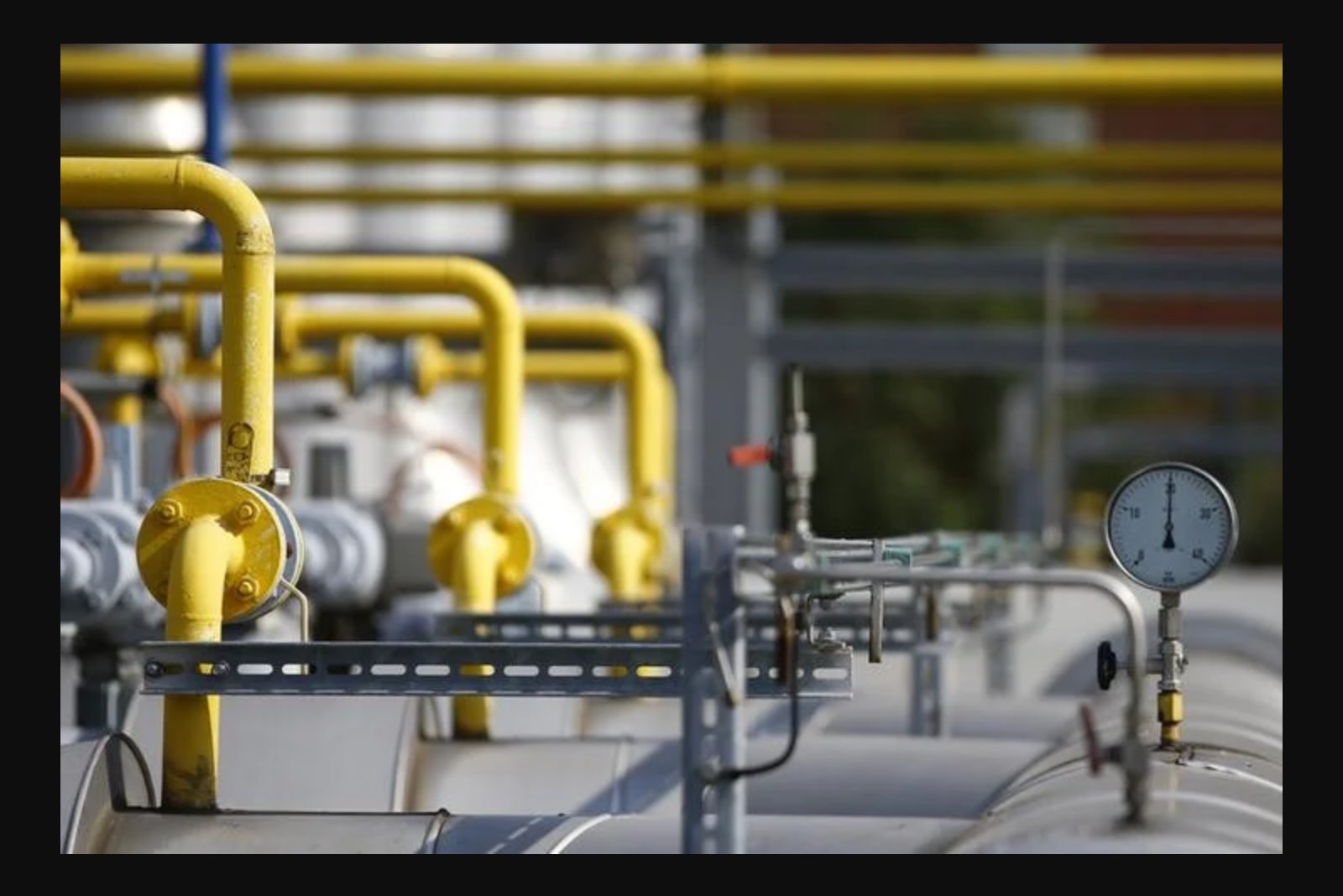 European gas cools after five-session rally as traders take profits