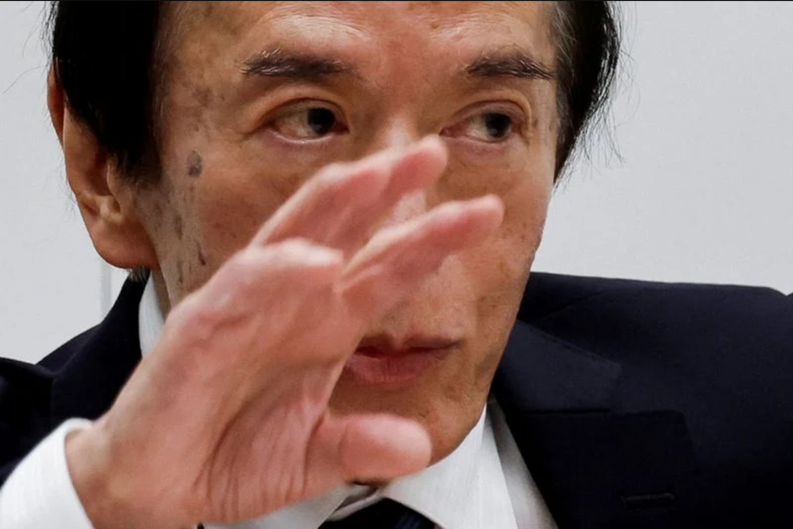 BOJ Faces Pressure to Halt Bond Taper Next Fiscal Year as Yields Rise