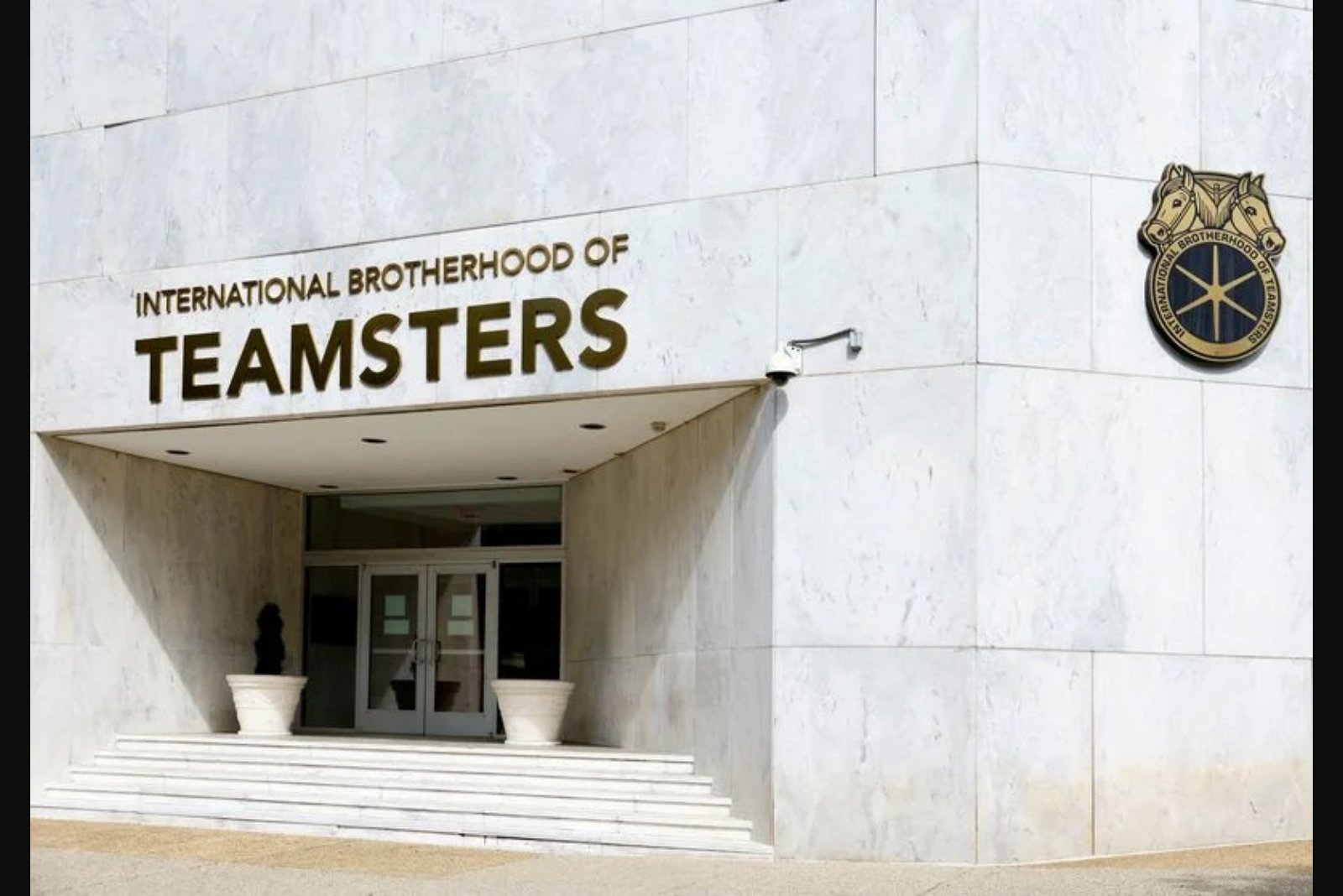 Justice Department Seeks End to Longstanding Oversight of Teamsters