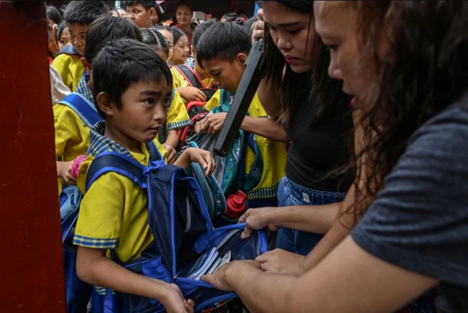 Philippine authorities overhaul school emergency planning after Tacloban shooting