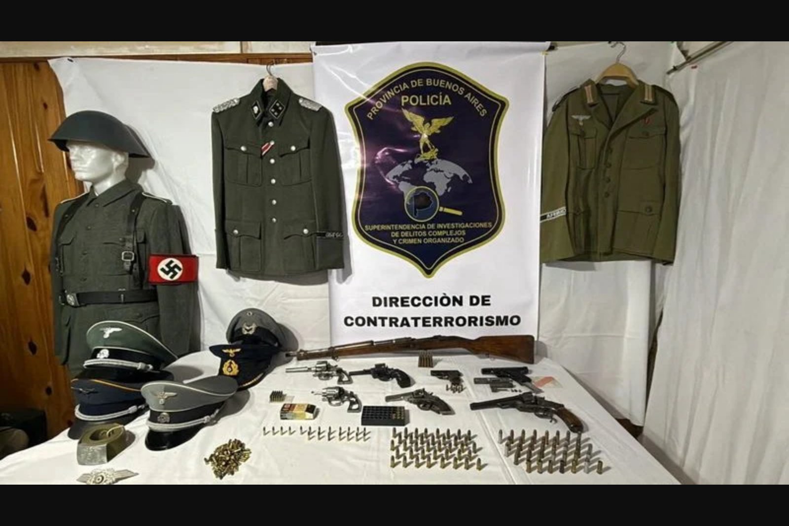 Authorities Recover Nazi Paraphernalia From Buenos Aires Suburb Home Linked to Online Seller