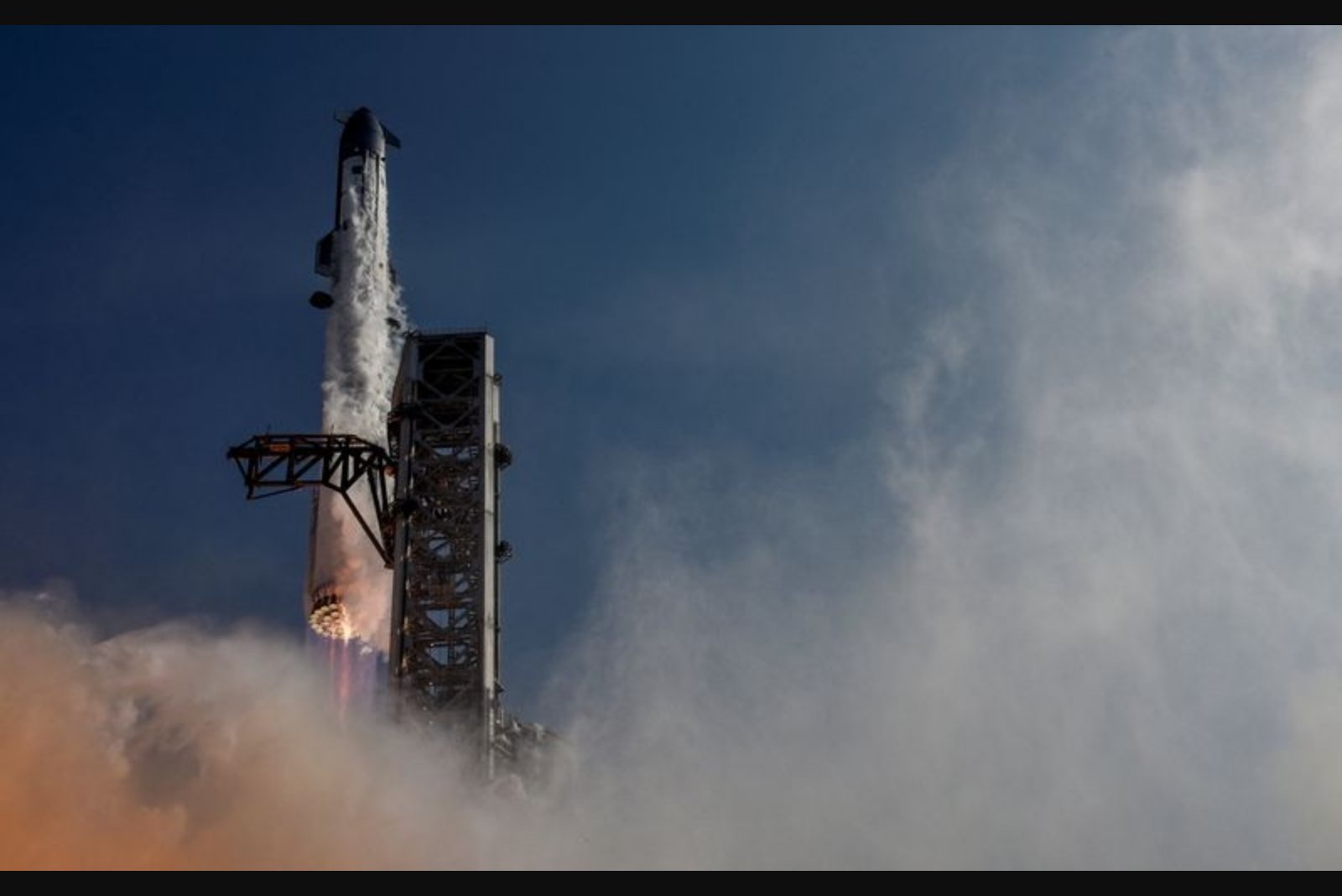 FAA directs probe into Starship Super Heavy booster mishap