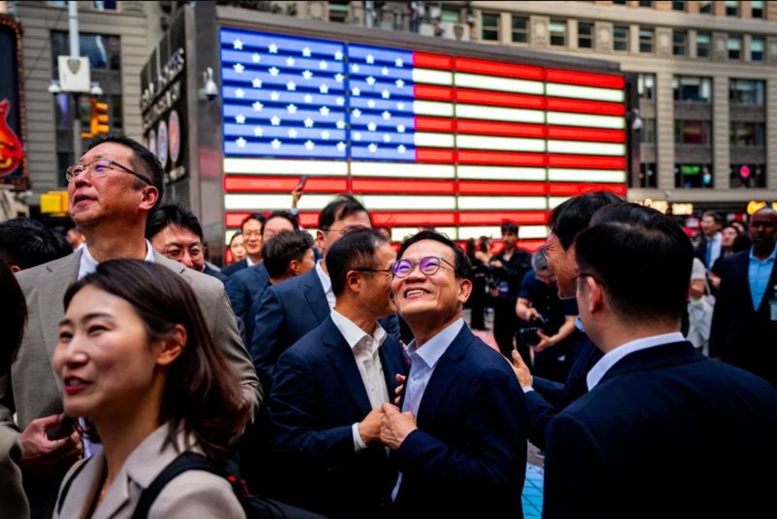 Asian tech firms eye U.S. capital but face a narrower window than SK Hynix