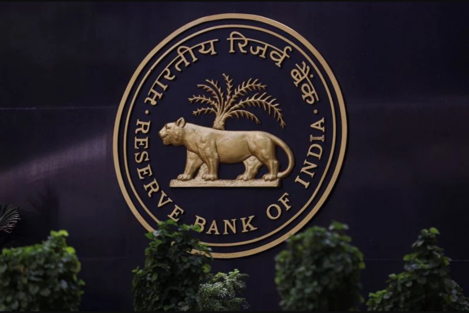 RBI Faces Tightrope as Iran Conflict, Weak Rupee and Monsoon Cloud Growth and Inflation Outlook