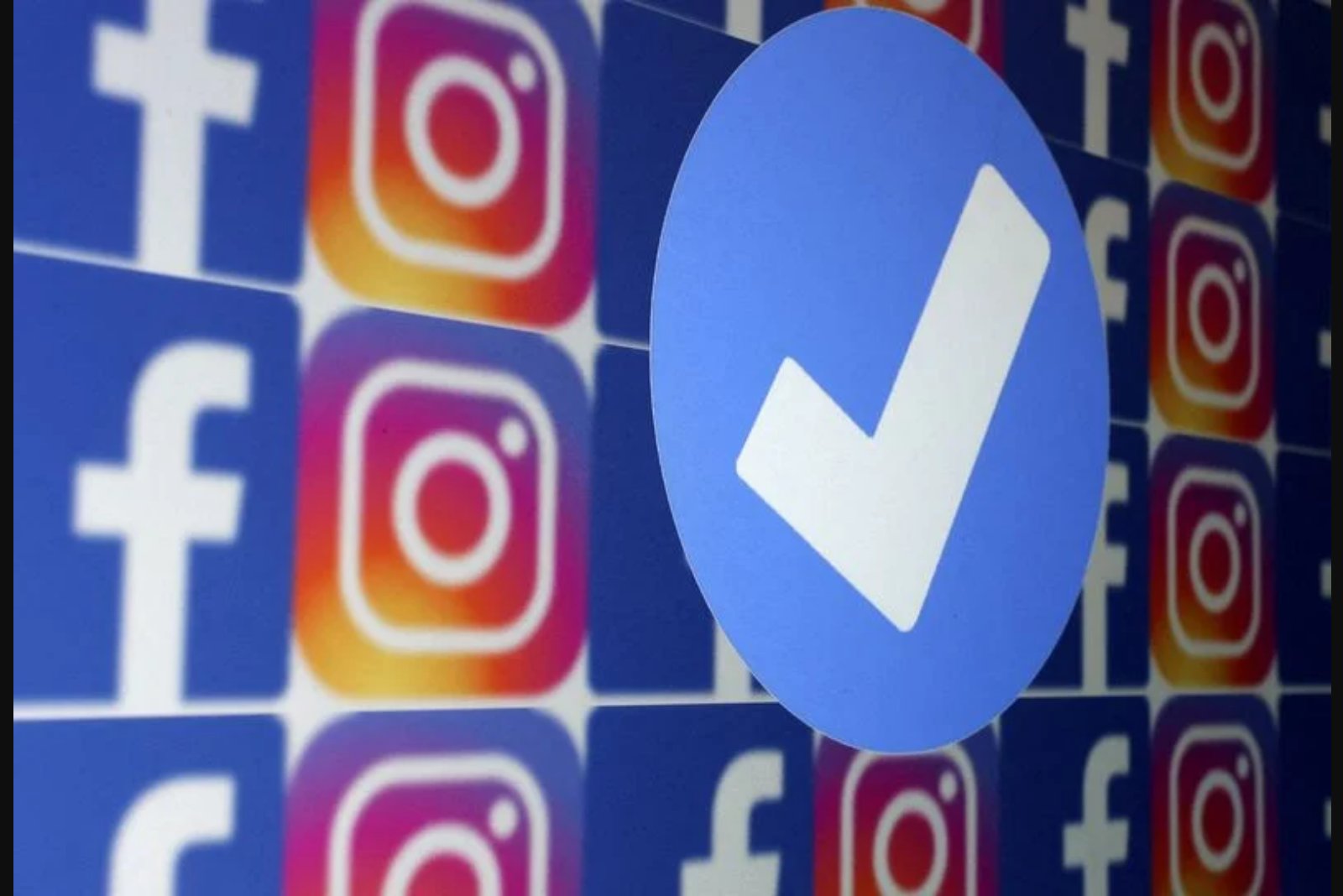 EU Orders Meta to Rework Autoplay and Infinite Scroll or Face Fines