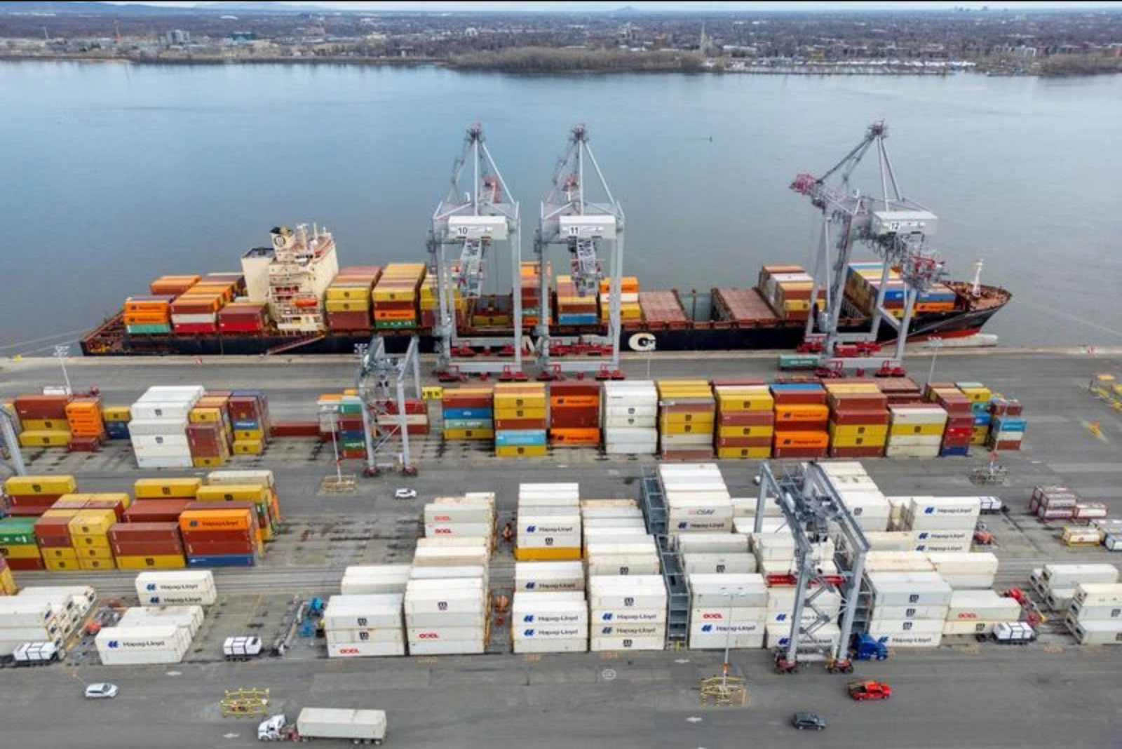 Canada and U.S. Trade Teams Hold Talks After Trump Pauses New Tariffs