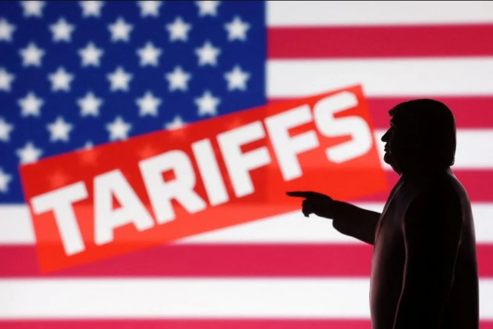 Global Drugmakers Accelerate U.S. Manufacturing and Inventory Moves as Tariff Threat Looms