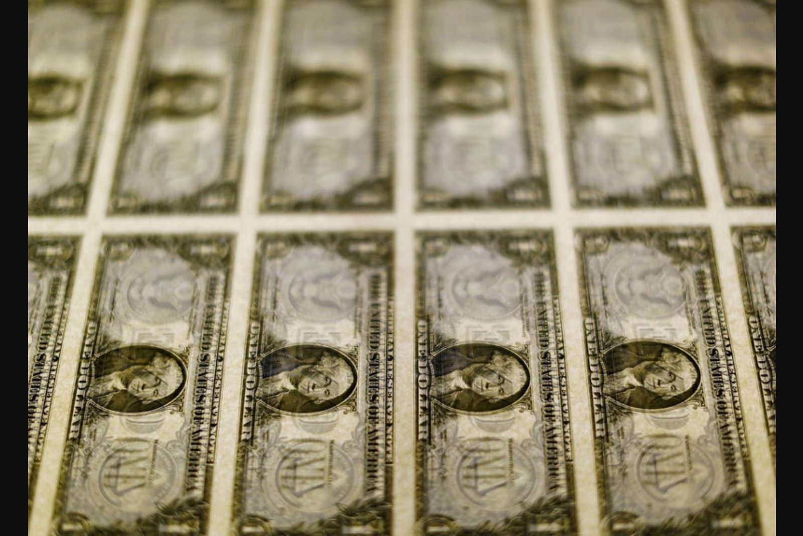 Citi Urges Traders to Short Dollar Versus Yen Ahead of June BOJ Meeting