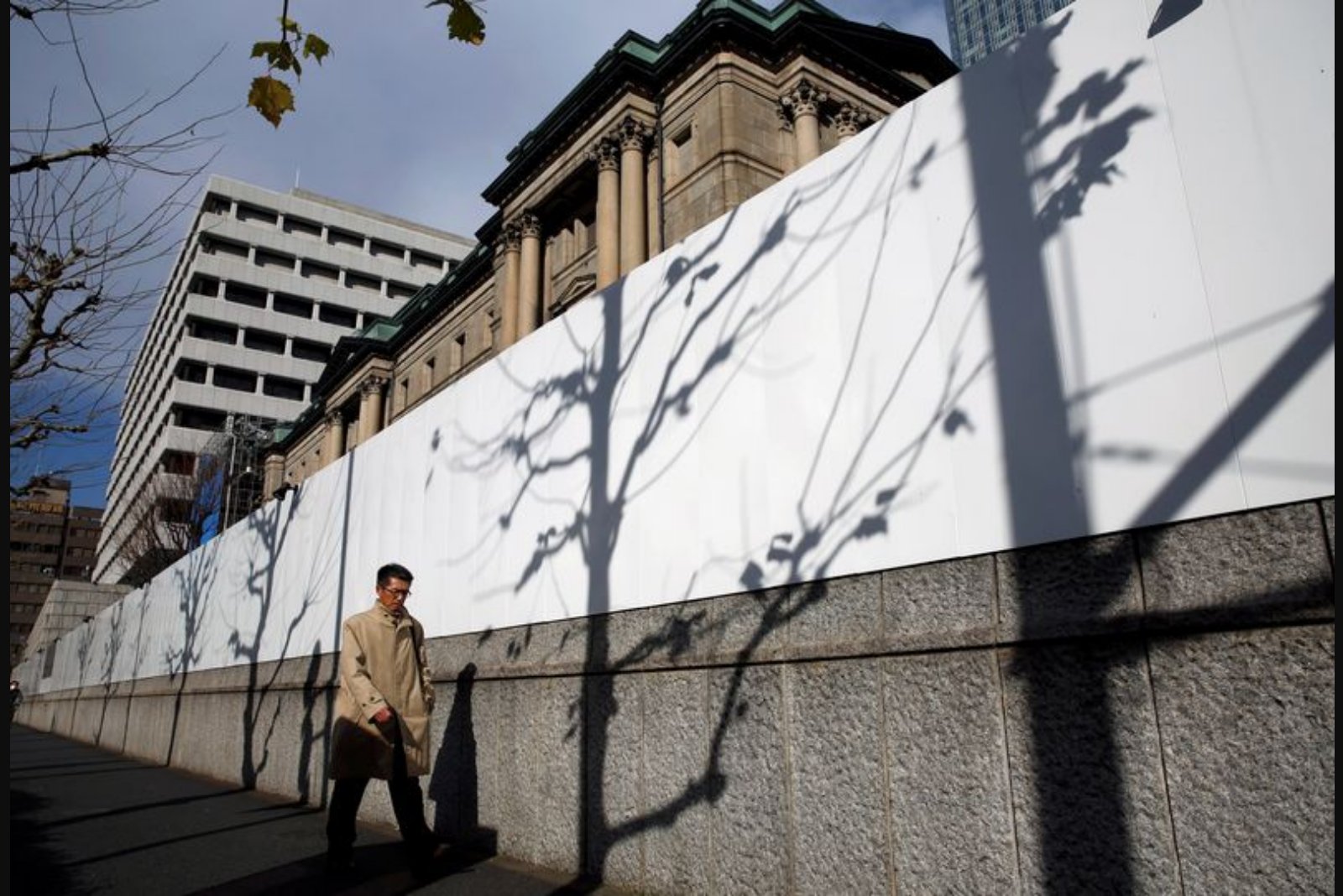 BOJ Board Member Koeda Advocates for Measured Interest Rate Increases Amid Inflationary Risks
