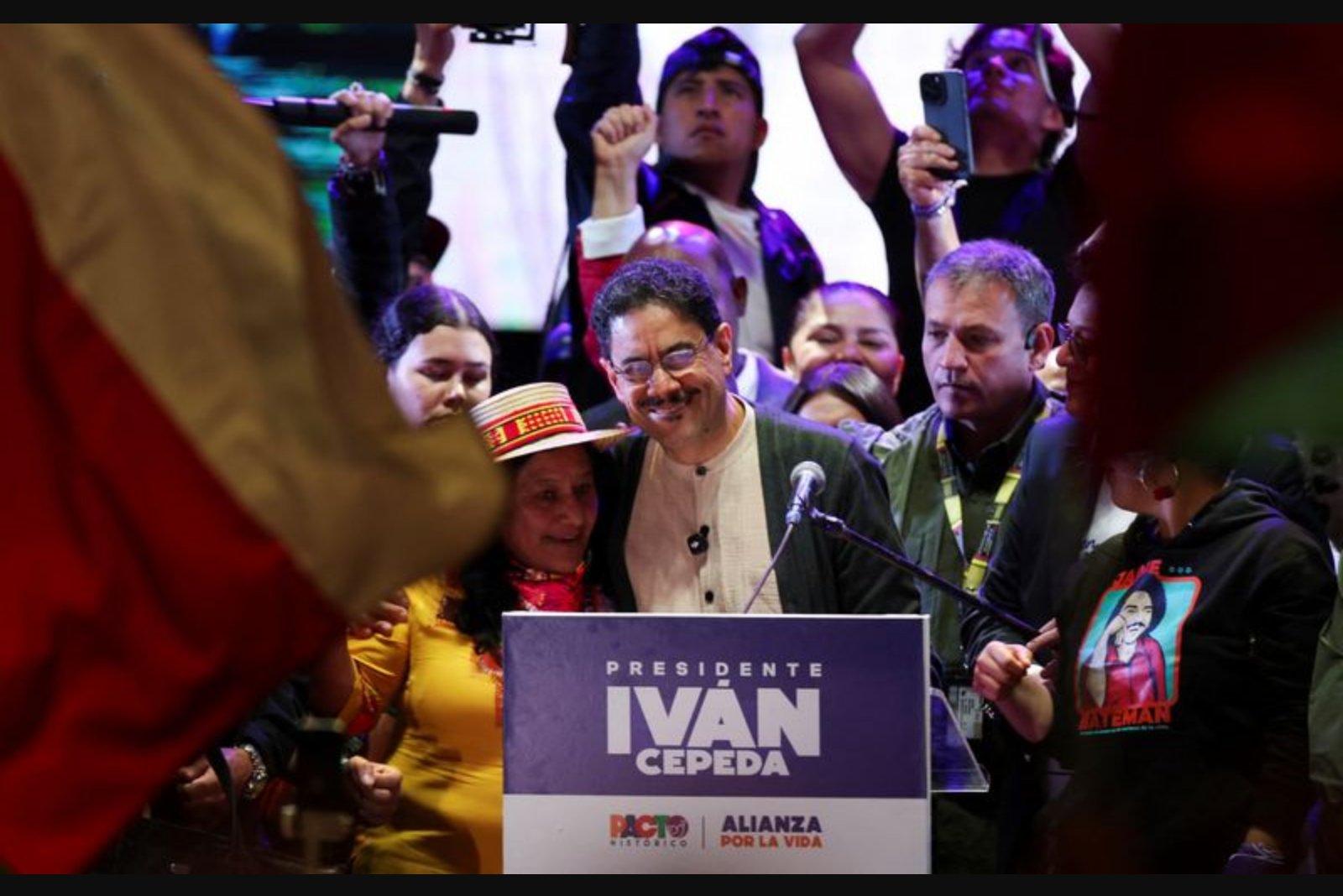 Candidates Close Campaigns with Massive Rallies as Colombia Nears Polarizing Vote