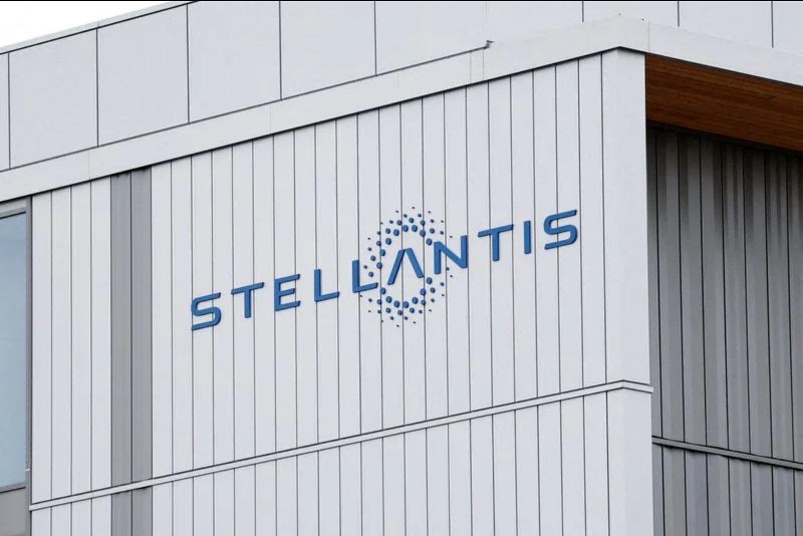 Stellantis Issues Recall of More Than 1 Million U.S. Vehicles Over Power-Steering Wiring Fire Risk