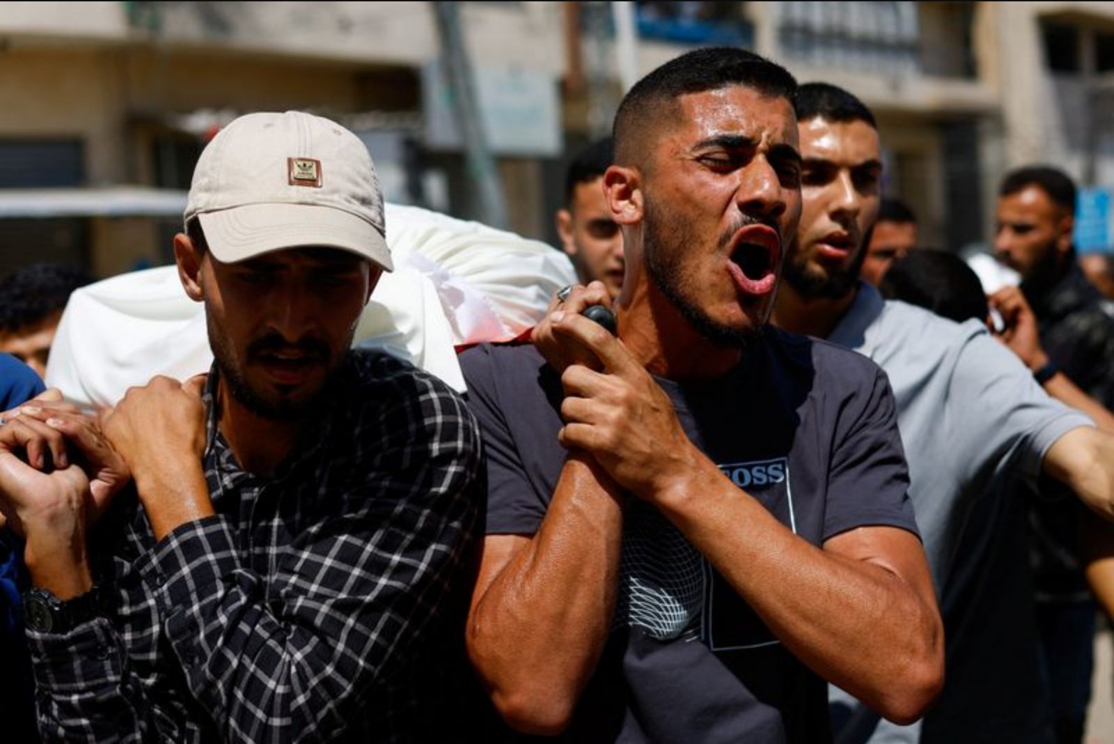 Palestinians Hold Funeral for Senior Hamas Commander as Israeli Strikes Continue
