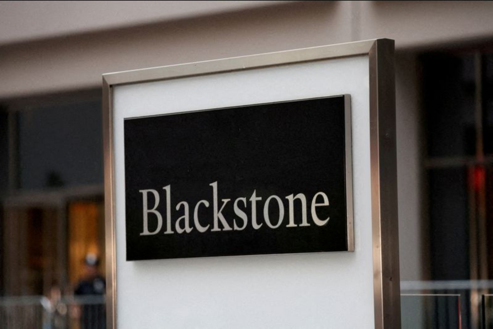 Blackstone-New World Negotiations Stall as Cheng Family Seeks to Keep Control