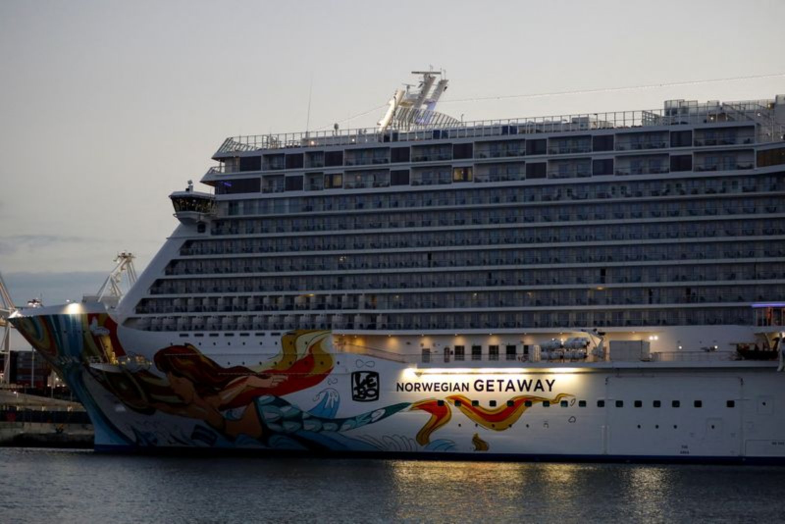Elliott Takes 10% Stake in Norwegian Cruise, Seeks Board and Strategy Overhaul