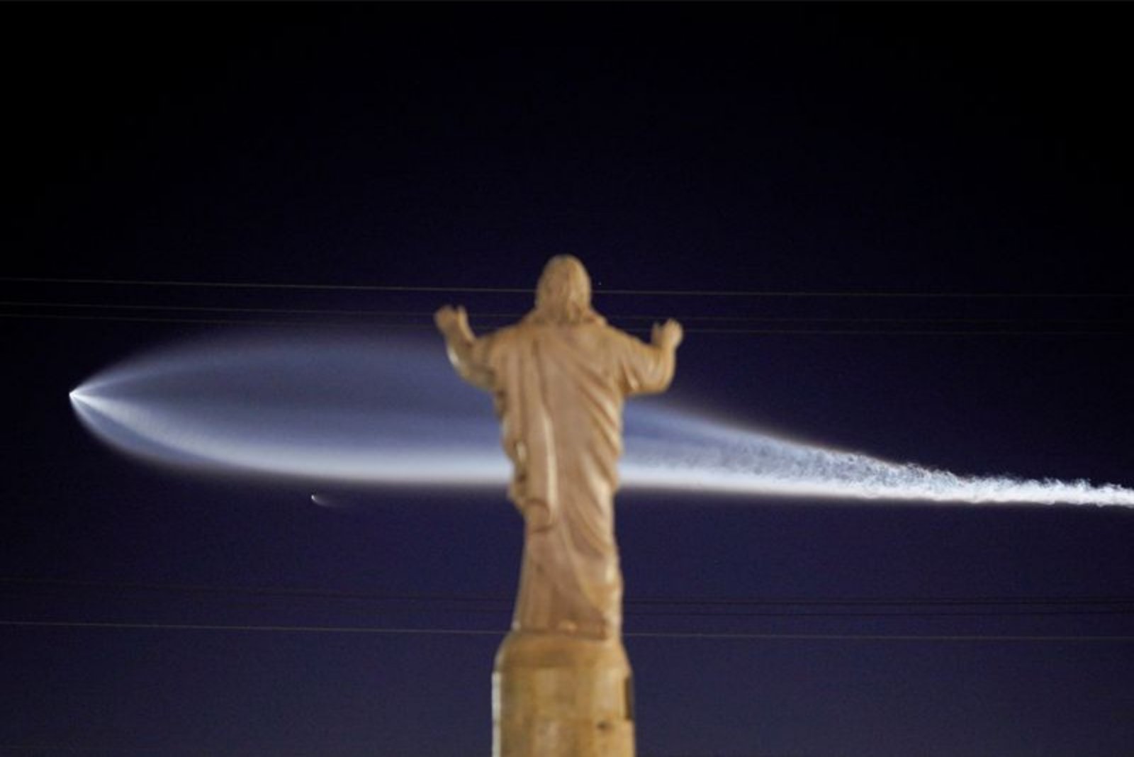 How Wall Street Is Stretching Benchmarks to Justify SpaceX’s $1.75 Trillion Price Tag