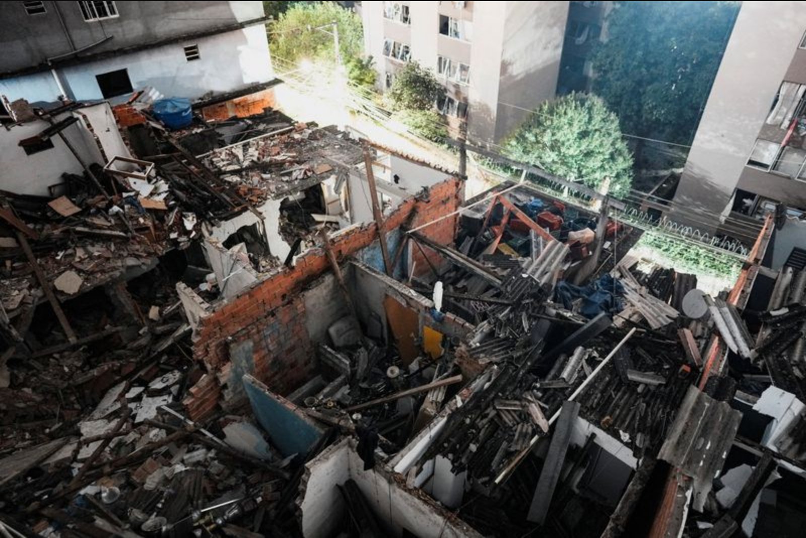Possible LPG Blast in Sao Paulo Neighborhood Kills One, Damages Homes
