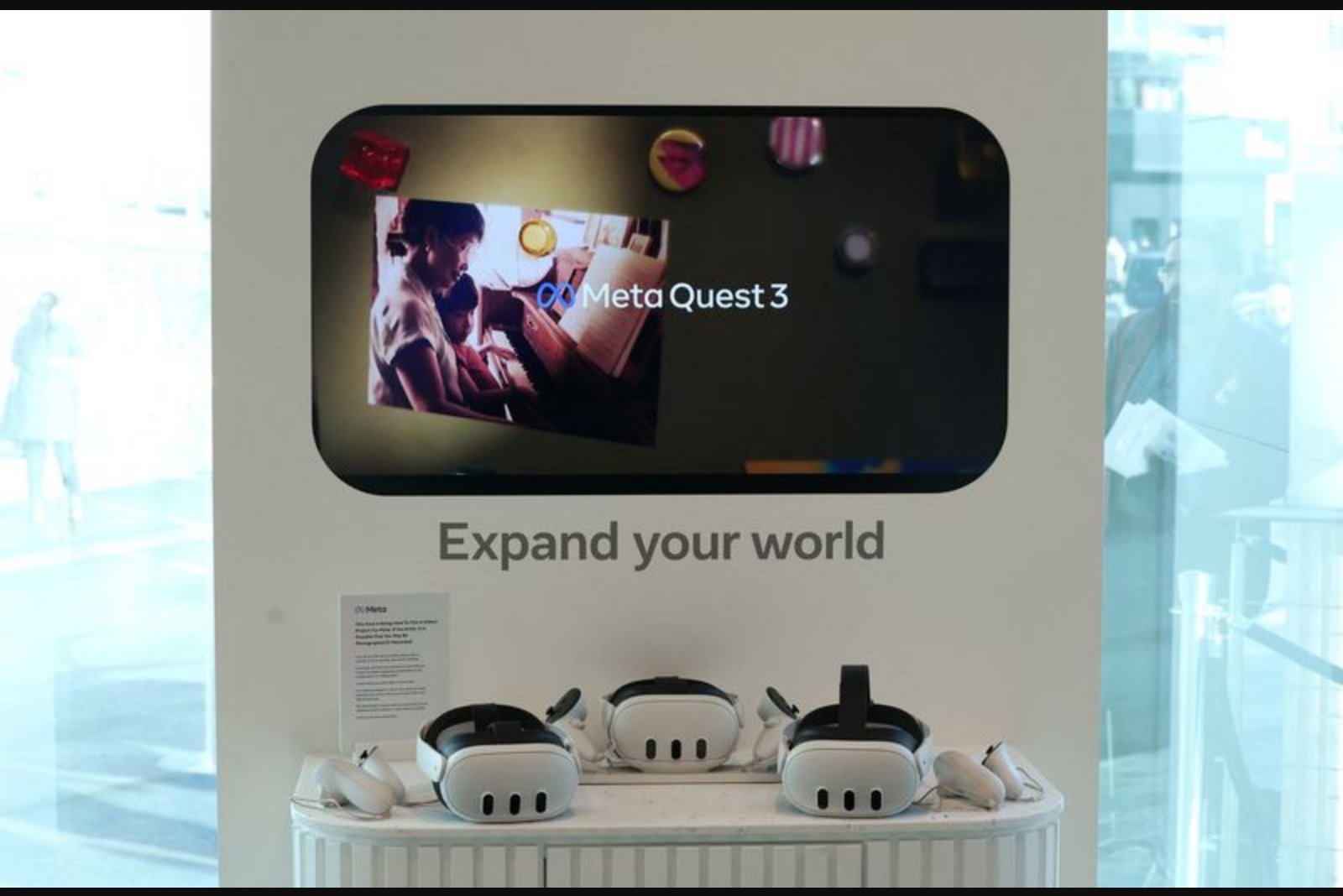 Meta Raises U.S. Prices for Quest Headsets Citing Higher Memory Chip Costs