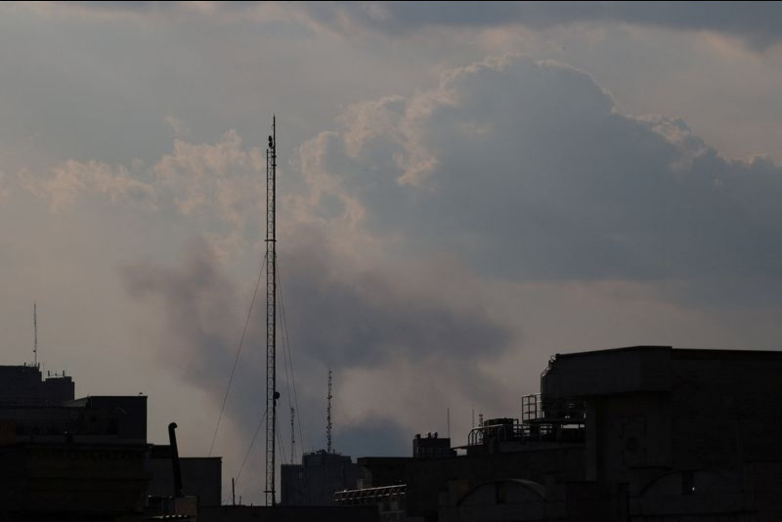 Regional Death Toll Rises as Iran Conflict Spreads Across Multiple Fronts