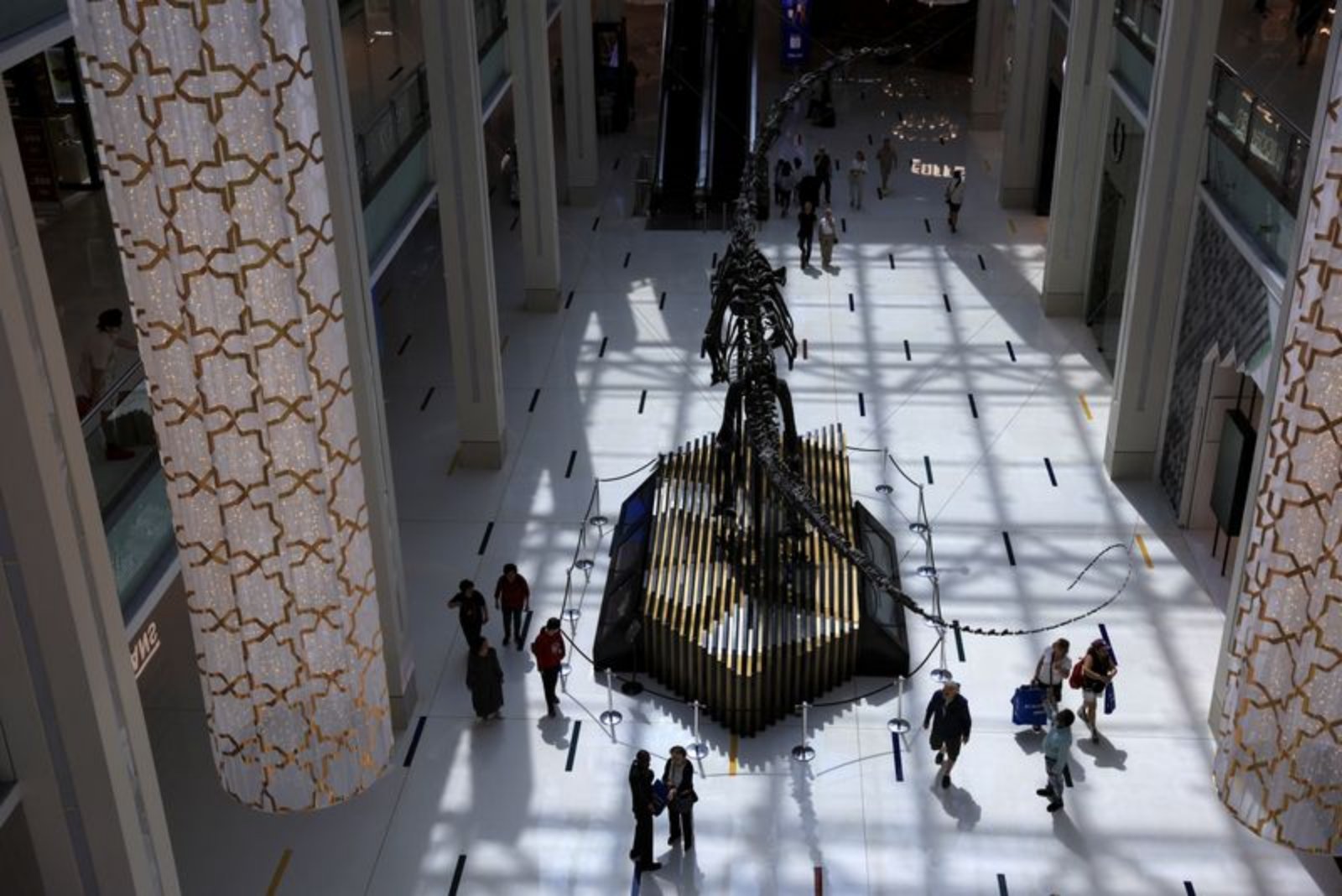 Middle East Conflict Adds Fresh Strain on Luxury Sector; Travel-Driven Sales at Risk