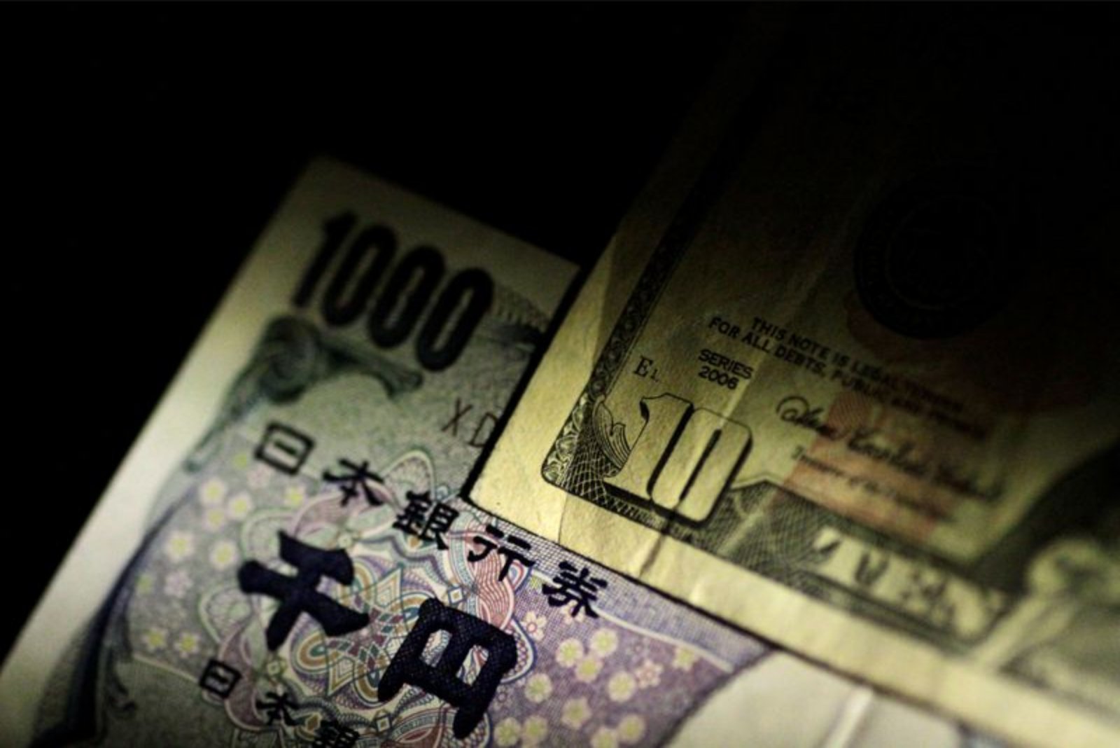 Yen Short Positions Surge, Setting Up Potential Test of Japan’s Intervention Resolve