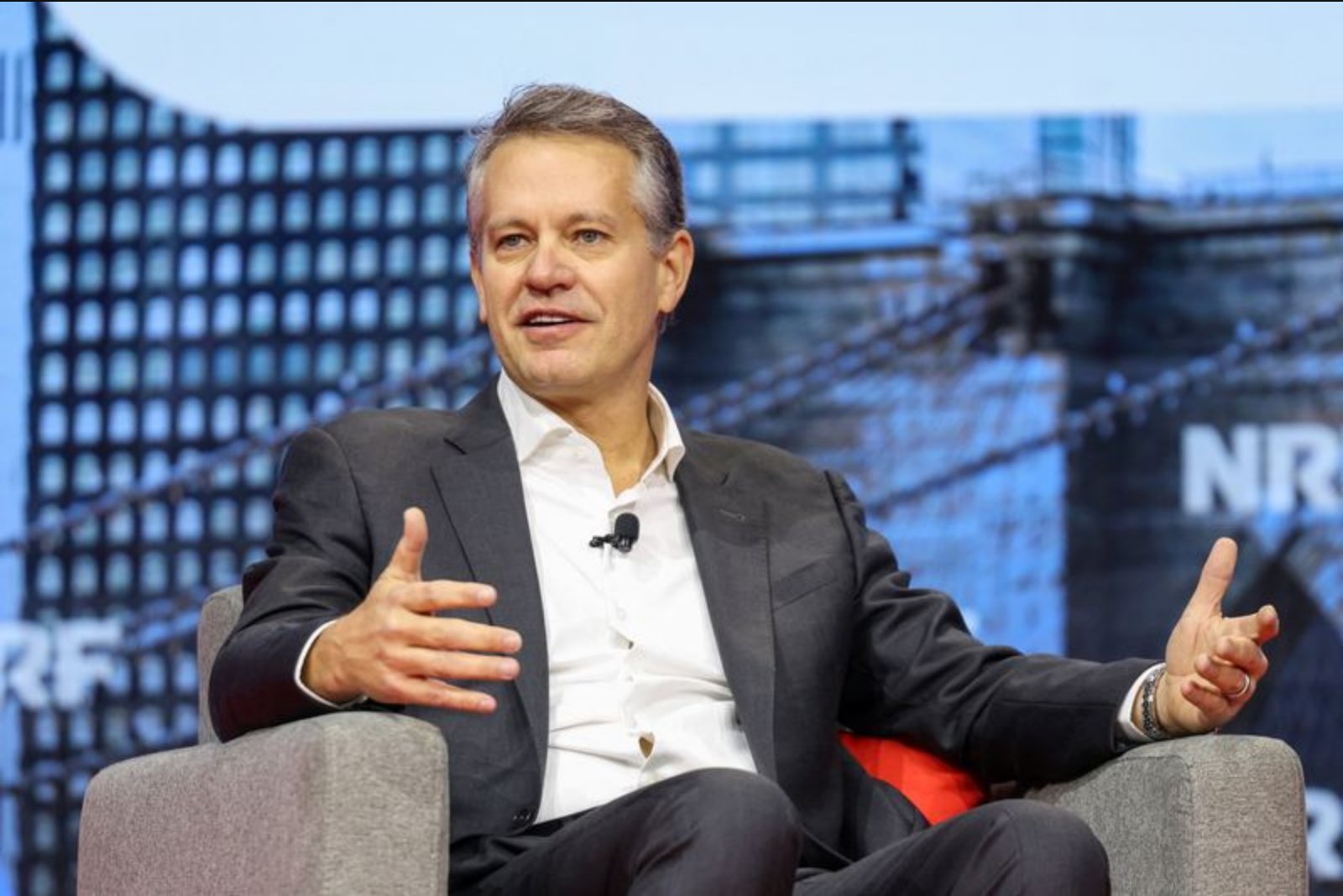 Furner’s First Quarter at Walmart Opens with Cautious Fiscal Guidance