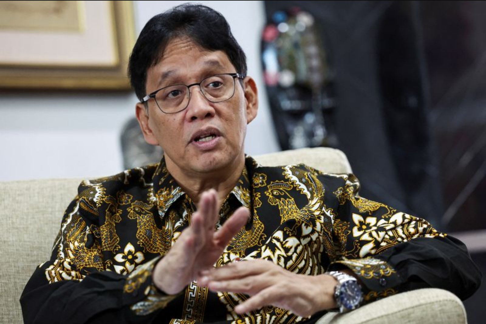 Indonesia’s Finance Minister Defends Bold Fiscal Shift as Investors Worry